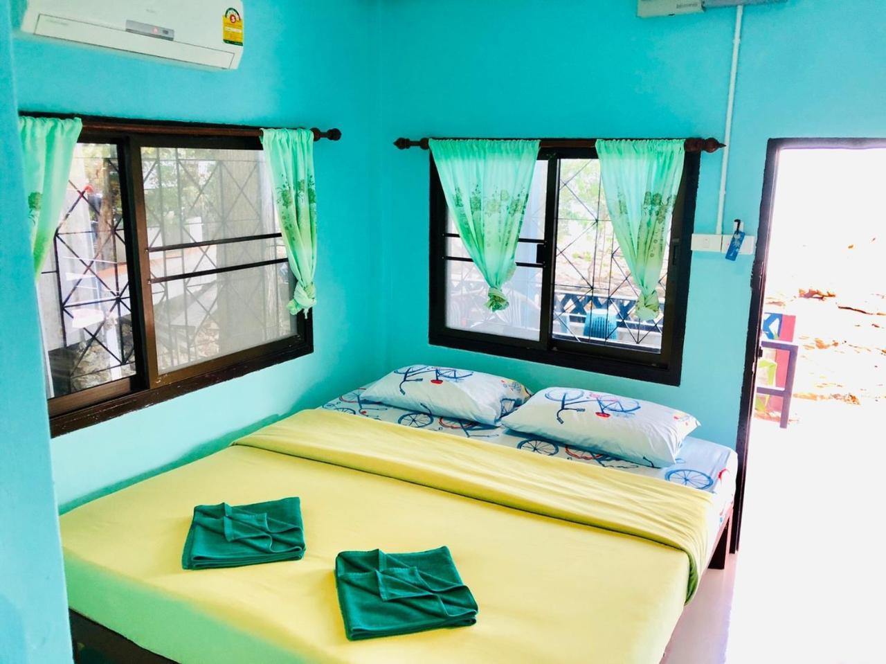 Pudsa Bungalow Hotel Koh Samet Екстериор снимка